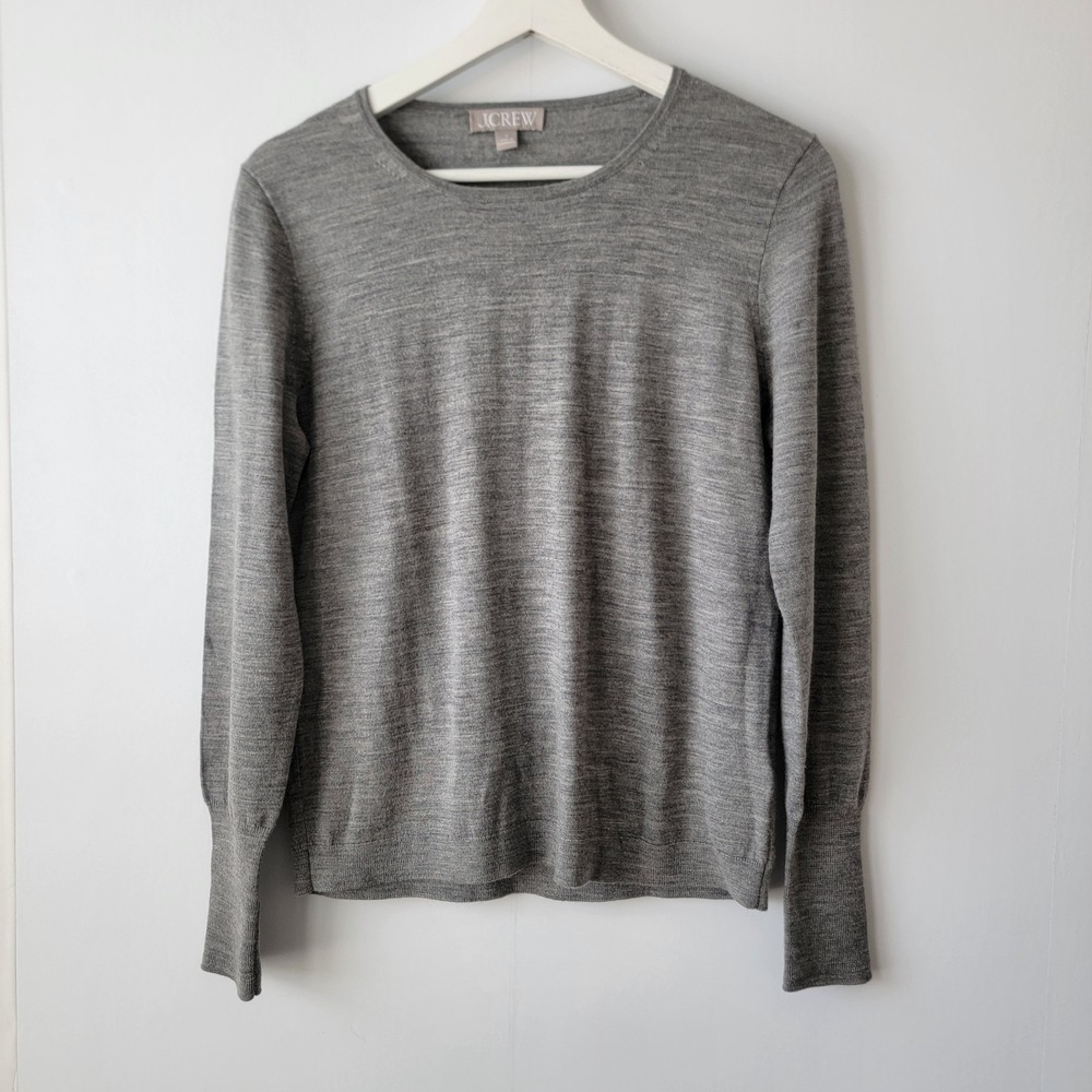 J.crew  Halle crewneck sweater sz s minimalist 100% Merino Wool Quiet Luxury